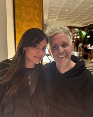Natalie Imbruglia Instagram - What a treat it was to visit Rome the year I turn 50 and connect with my roots… here are some snaps from our visit… including a private tour of the Vatican Library and dinner with la familia…  Stefano and Romana 💜💜💜 THANK YOU my dear friend @diegobuongiorno for hosting us and to all at @bvlgarihotelroma especially @v_falcone for going above and beyond to make our stay so magical! @tarasmithofficial  we spent more time in the spa than outside 😆💚🙏🏽… I’m so proud of my Italian heritage.. it’s where my fire and passion comes from… a big part of  my creativity! 🇮🇹🍕❤️