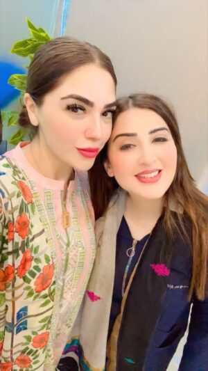 Natasha Ali Instagram - My favourite @drnadahassan  love u🥰❤️