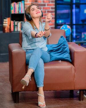 Natasha Ali Instagram - #aryzindagi #alatenightshow @ayazsamoo