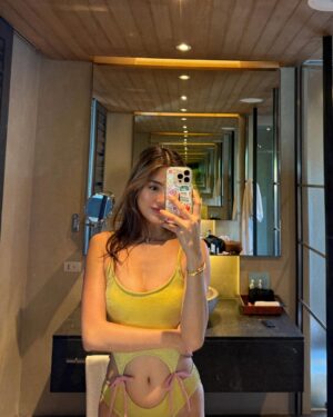 Nattasha Bunprachom Instagram - Holidays yet ?
@tantan.bkk