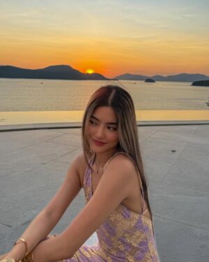 Nattasha Bunprachom Instagram - Favorite moment of the day & another favorite sunset spot in Phuket #nofilterneeded
#yoghurtchecked