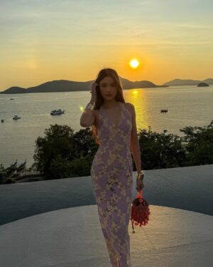 Nattasha Bunprachom Instagram - Favorite moment of the day & another favorite sunset spot in Phuket #nofilterneeded
#yoghurtchecked