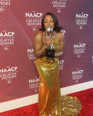 Naturi Naughton Instagram - WOW!I WON! 🏆🥳Thank you @naacpimageawards & to all the fans who voted for me! 🔥🤯 God is so good! #AbductedAtAnHBCU @lifetimetv #LeadActress 
Glam: 💄 @allinadayswerk 
💇🏾‍♀️ @sharifposton 
Styled by @iamharrisoncrite 
👗 @harbison.studio