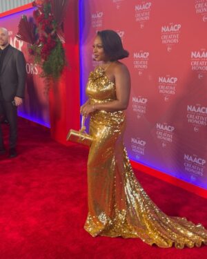 Naturi Naughton Instagram - WOW!I WON! 🏆🥳Thank you @naacpimageawards & to all the fans who voted for me! 🔥🤯 God is so good! #AbductedAtAnHBCU @lifetimetv #LeadActress 
Glam: 💄 @allinadayswerk 
💇🏾‍♀️ @sharifposton 
Styled by @iamharrisoncrite 
👗 @harbison.studio