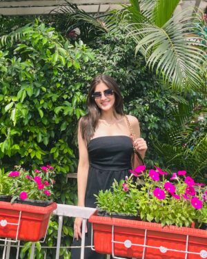 Navika Kotia Instagram - Capital City 🇮🇳

Also my cousin will kill me if I didnt give her credits this time 🤣 @_.prishajain._