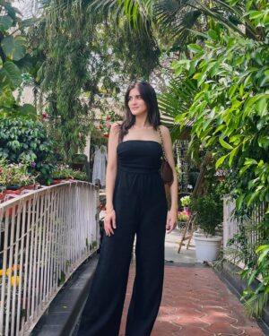 Navika Kotia Instagram - Capital City 🇮🇳

Also my cousin will kill me if I didnt give her credits this time 🤣 @_.prishajain._