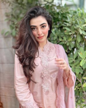 Nawal Saeed Instagram - @sohaye.official 🌸
