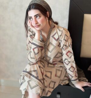 Nawal Saeed Instagram - - 👋🏻

@vibgyorpe
