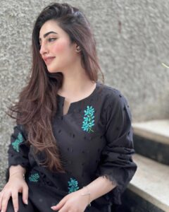 Nawal Saeed Most Liked Photos and Posts