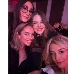Naz Elmas Instagram - 