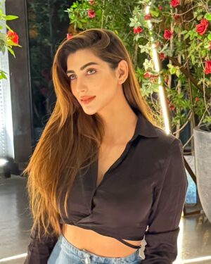 Nazish Jahangir Instagram - Tu hot ton pehlan din June da 🔥

#nazishjahangir #black #classy #noevileyesplease🧿 #life