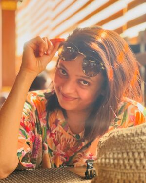 Neeta Pillai Instagram - 🧡
#makingmemories #life #lettinggo