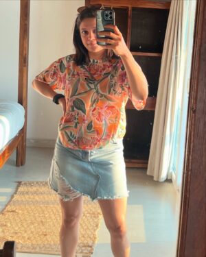 Neeta Pillai Instagram - 🧡
#makingmemories #life #lettinggo