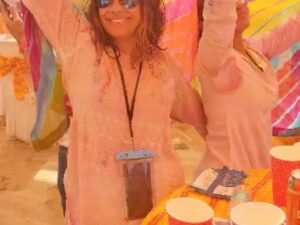 Neeti Palta Instagram - #holivibes #happyholi 
May your Holi be of bright colour and full of joy, laughter & happiness
spread love on holi, 
Best wishes for Holi