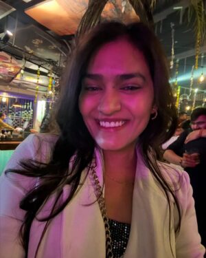 Nidhi Agarwal Instagram - Welcome 2025 ❤️🌟
The people matter to me the most are in this post, PS I Love you all! 😘🌟
…
#Happynewyear 🔥