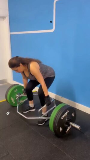 Niki Aneja Walia Instagram - I AM So HAPPPPEEEEEEE 💃🏽💃🏽
I would never have imagined myself deadlift 95 Kgs !!!! And "I DID IT".💃🏽💃🏽💃🏽💃🏽

The kind lady recording this incredible moment cut the camera just before I started my celebration dance 💃🏽 ☺️ right in the middle of the gym. OH , IF ONLY, I could describe my joy in words 🙃
I am super Proud of myself.💪🏽

Take one step at a time, celebrate small victories, and be kind to yourself. ❤️

#selfworth #discipline #believeinyourself #consistencyiskey #onestepatatime
#achievement #littlethings #happiness #nikiwalia #nikianeja #niki #nikianejawalia #love #respect #selflove