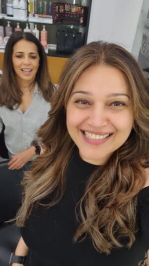 Niki Aneja Walia Instagram - When you're passionate and honest about your craft , not just to your clients or team members ,  but also yourself ... nothing will miss your eye & you will leave no room for errors.
The One person I have met and known for over 25 yrs is @kantamotwani @kromakaysalon ; consitent in her quality of work and ability to keep things real ♥️