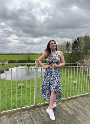 Niki Aneja Walia Instagram - Over the years I have learned that what is important in a dress is the woman who is wearing it ☺️

I love my easy breezy beautiful dress @bluevanillaofficial 💙💙 

Thank you @talaulak for your patience whilst taking these stunning pics for me whilst our lunch was getting cold 🤭😁

#style #photography #bluevanilla #nikianejawalia #nikiwalia