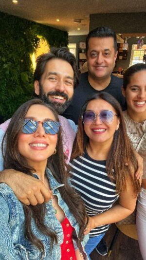 Niki Aneja Walia Instagram - Your hugs warmed our hearts ♥️Thank you, my beautiful souls @jank_ee
@nakuulmehta. 

#friends #love #reelitfeelit #laughter #grateful #grateful #inthemoment #nikianejawalia #nikiwalia #instagood #memories