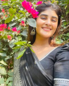Actress Nimeshika Radhakrishnan HD Photos and Wallpapers March 2025