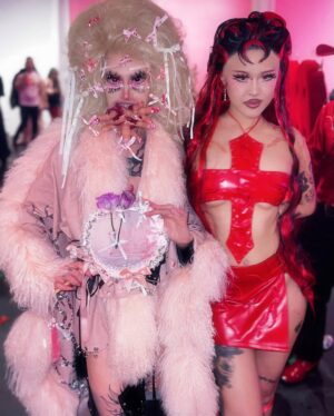 Niohuru X Instagram - BL00MED for @creepy.gals last night at @superchiefgalleryla 🎀🩸🦇