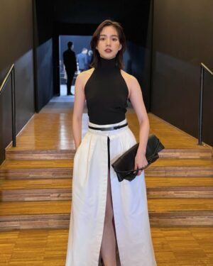 Non Instagram - in Milano🍕
MaxMaraのショーを観に。
情熱的なエレガンスを感じる、とても素晴らしいコレクションだった。

#MaxMara #FW2025  #milanocollection