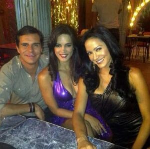 Norkys Batista Instagram - Y aquí les presento a SARAH de “Flor Salvaje” de Telemundo😍que buen Rating tuvo esta telenovela y este personaje que Ameeeee😍

Quien se vio Flor Salvaje completa?