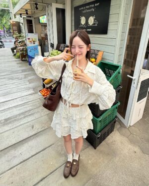 Nuttanicha Dungwattanawanich Instagram - เธอๆๆๆ ☺️ 

@lookbooklookbook