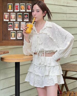 Nuttanicha Dungwattanawanich Instagram - เธอๆๆๆ ☺️ 

@lookbooklookbook