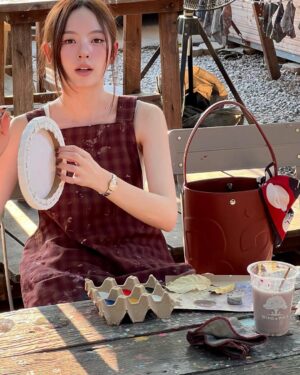 Nuttanicha Dungwattanawanich Instagram - It’s time to take care of our hearts 🤍

#RallyTheBagWhisper
#RallyTheBag
#RallyMovement
