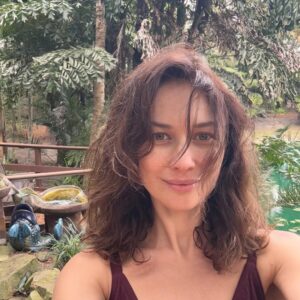 Olga Kurylenko Instagram - Serenity and Nature 🌱 at @hippocratesinst #hippocrates #hipocrateswellness #pioneersoflongevity