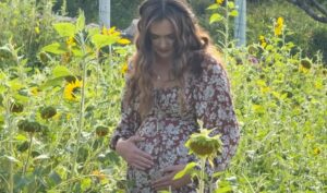 Olivia Sanabia Instagram - a couple of my favorite moments from the first episodes of the Homestead tv series - streaming now!!! 🌻🌻