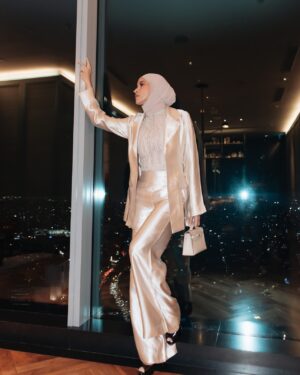 Olla Ramlan Instagram - “Fate has a funny way of bringing the right people into our lives at the right time, even when we least expect it.”

Thank you all. ♥️OR. 

#olramstyle 
#olramdiary