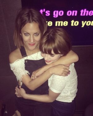 Ophelia Lovibond Instagram - Five years ✨ I miss you Carrie, I love you ❤️