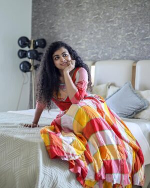 Padeni Kumar Instagram - Caption illa ponga 😅
.
📸 @vishal_ravichandran_ @shadow_lightphotography 
.
#love #attitude #fun #food #passion #comedy #curly