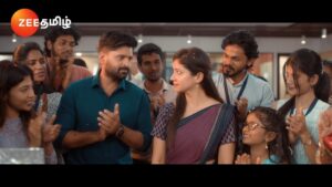 Pallavi Gowda Instagram - புதிய கதை புதிய ஆரம்பம் ❤️ 
இதயம் | திங்கள் - சனி, மதியம் 2.00 மணிக்கு. 

#Idhayam #Bharathi #Aadhi #Vasu #Tamil #Zeetamilpromo #Promo #ZeeTamil