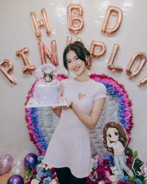 Paparwadee Chansamorn Instagram - Happy birthday to me 💖🎂✨ ขอให้ปีนี้เป็นปีที่ดีนะพิ้งค์พลอย. #28