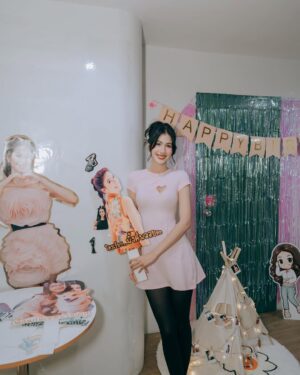 Paparwadee Chansamorn Instagram - Happy birthday to me 💖🎂✨ ขอให้ปีนี้เป็นปีที่ดีนะพิ้งค์พลอย. #28