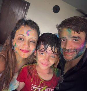 Pariva Pranati Instagram - Holi pics … before it’s too late… ❤️❤️

#music #masti #happy #love #celebration #festival #family #together #blessed #joy #bliss #blessings #holi 

@iampuneetsuchdeva
