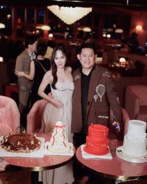 Patchrapa Chaichua Instagram - เป็นวันเกิดที่เดินเยอะที่สุด รูปก็เยอะที่สุด (รูปเพื่อนนะ😃) ดีใจที่ทุกคนสนุกนะจ๊ะ ❤️