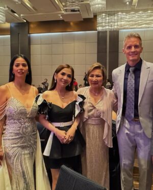 Patricia Javier Instagram - Thank you so much to Tita @asteramoyo , @ricciAng & Sir Wilfredo of National Costumer’s Choice Annual Awards for the recognition @docrobschiropracticclinic @docrob74 & me. It’s a privilege to be recognized our team hard work 😓 we are dedicated to continue giving the world class services for health and wellness. We share this awards to our Doctors and Staff our patients who believe in us. To God be the glory ! #NCCAA #teamefforts #awards #