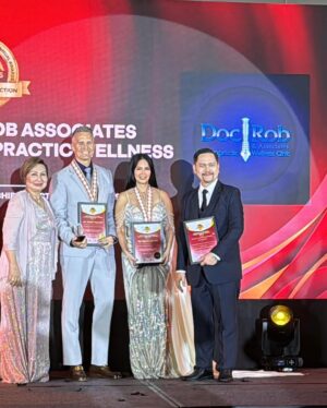 Patricia Javier Instagram - Thank you so much to Tita @asteramoyo , @ricciAng & Sir Wilfredo of National Costumer’s Choice Annual Awards for the recognition @docrobschiropracticclinic @docrob74 & me. It’s a privilege to be recognized our team hard work 😓 we are dedicated to continue giving the world class services for health and wellness. We share this awards to our Doctors and Staff our patients who believe in us. To God be the glory ! #NCCAA #teamefforts #awards #
