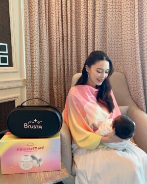 Patricia Tanchanok Good Instagram - ลองเครื่องปั้มนม hands free มาเยอะมาก และขอบอกว่า Brusta Miracle Meré คือตอบโจทย์ที่สุด เครื่องนำหนักเบา พกพาง่าย แถมตอนใช้เสียงเงียบ แล้วไม่ต้องคอยแวะชาร์จระหว่างวัน ☺️💖🏆 แม่สายปั้มhappyสุดๆ