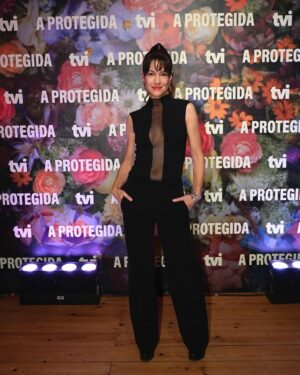 Paula Neves Instagram - A Protegida estreia já na segunda-feira dia 17 de fevereiro! 
Estamos super entusiasmados para partilhar convosco esta história.
Não percam!