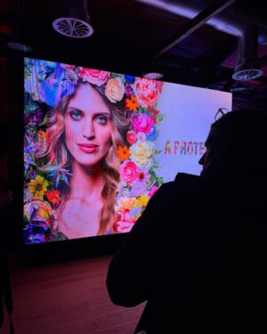 Paula Neves Instagram - A Protegida estreia já na segunda-feira dia 17 de fevereiro! 
Estamos super entusiasmados para partilhar convosco esta história.
Não percam!