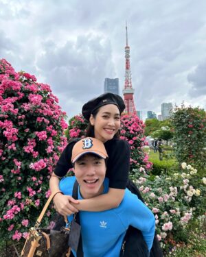Peechaya Wattanamontree Instagram - รักไม่ใช่การครอบครอง แต่แค่อยากได้เธอมาเป็นครอบครัว #โตเกียว