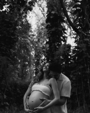 Perry Mattfeld Instagram - Biggest surprise yet 🥹 !!
#twinmom