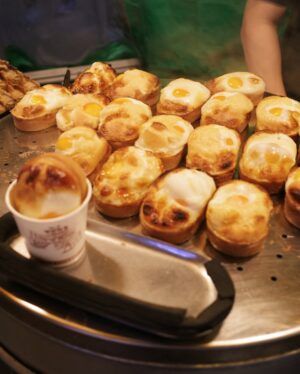 Pitchapa Phanthumchinda Instagram - 계란빵 애호가 😍🍞🥚 #somewhereonlypitchyknow