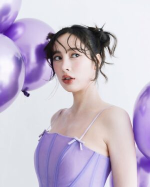 Pitchapa Phanthumchinda Instagram - Galentine’s day 💜