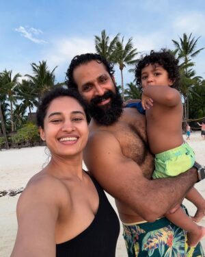 Pooja Ramachandran Instagram - In our element! 

#beachlifeisthebestlife☀️